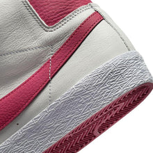 Load image into Gallery viewer, Nike SB - Blazer Mid ISO

