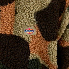 Load image into Gallery viewer, Dickies -Relaxed Fit High Pile Fleece Camo Jacket
