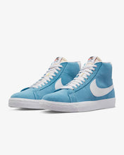 Load image into Gallery viewer, Nike SB Zoom Blazer Mid
