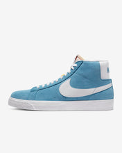 Load image into Gallery viewer, Nike SB Zoom Blazer Mid

