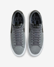 Load image into Gallery viewer, Nike SB GT Blazer Low Pro
